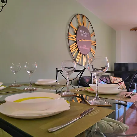 Stylish Duplex In Parque Santiago Ii Apartamento