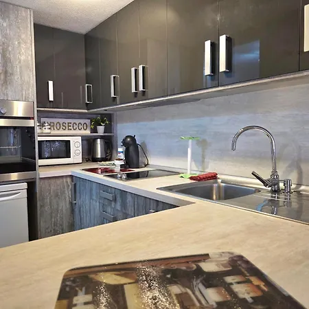 Stylish Duplex In Parque Santiago Ii Apartamento
