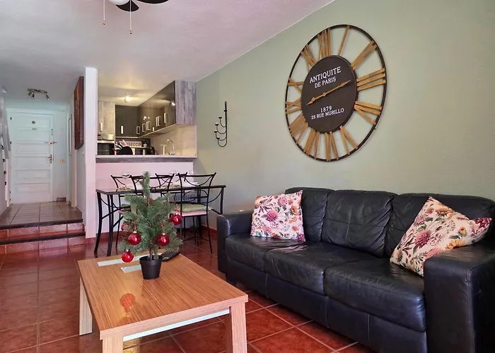 شقة Stylish Duplex In Parque Santiago Ii *