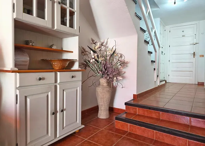 Stylish Duplex In Parque Santiago Ii شقة *