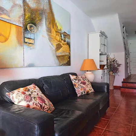 Stylish Duplex In Parque Santiago Ii Lejlighed