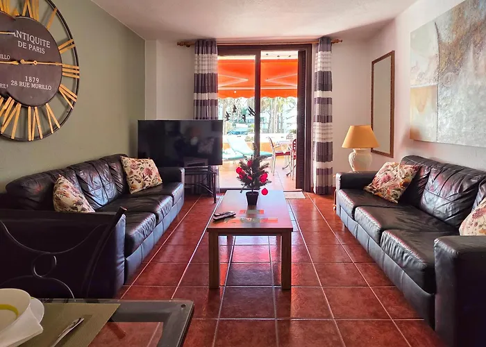 Stylish Duplex In Parque Santiago Ii Lejlighed *